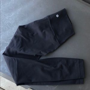 Lululemon High Rise Luon size 4